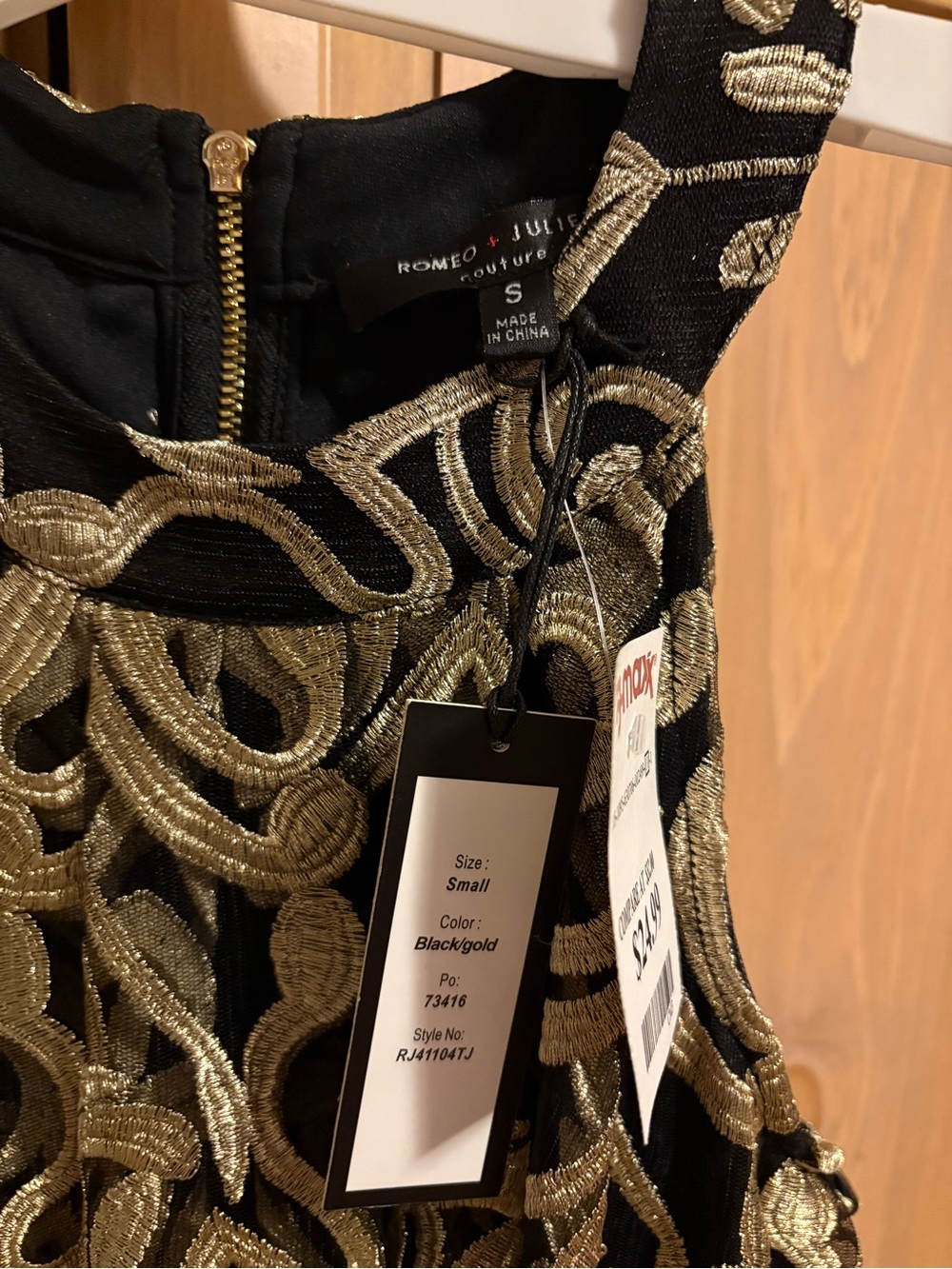 NWT Fully lined gold embroidered black dressy swing top, full zip back sz S - Picture 3 of 9